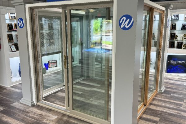 hp-carousel-display-door-columns-windowworld